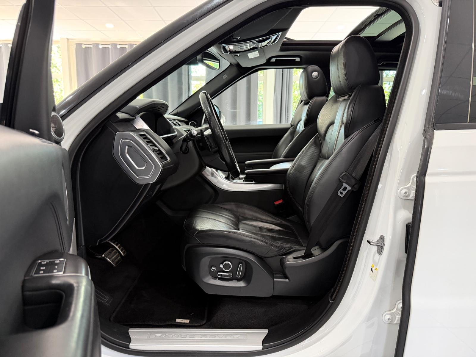 LAND ROVER RANGE ROVER SPORT RR SDV6 306CH - BVA - AUTOBIOGRAPHY - MERIDIAN - TOIT OUVRANT PANORAMIQUE