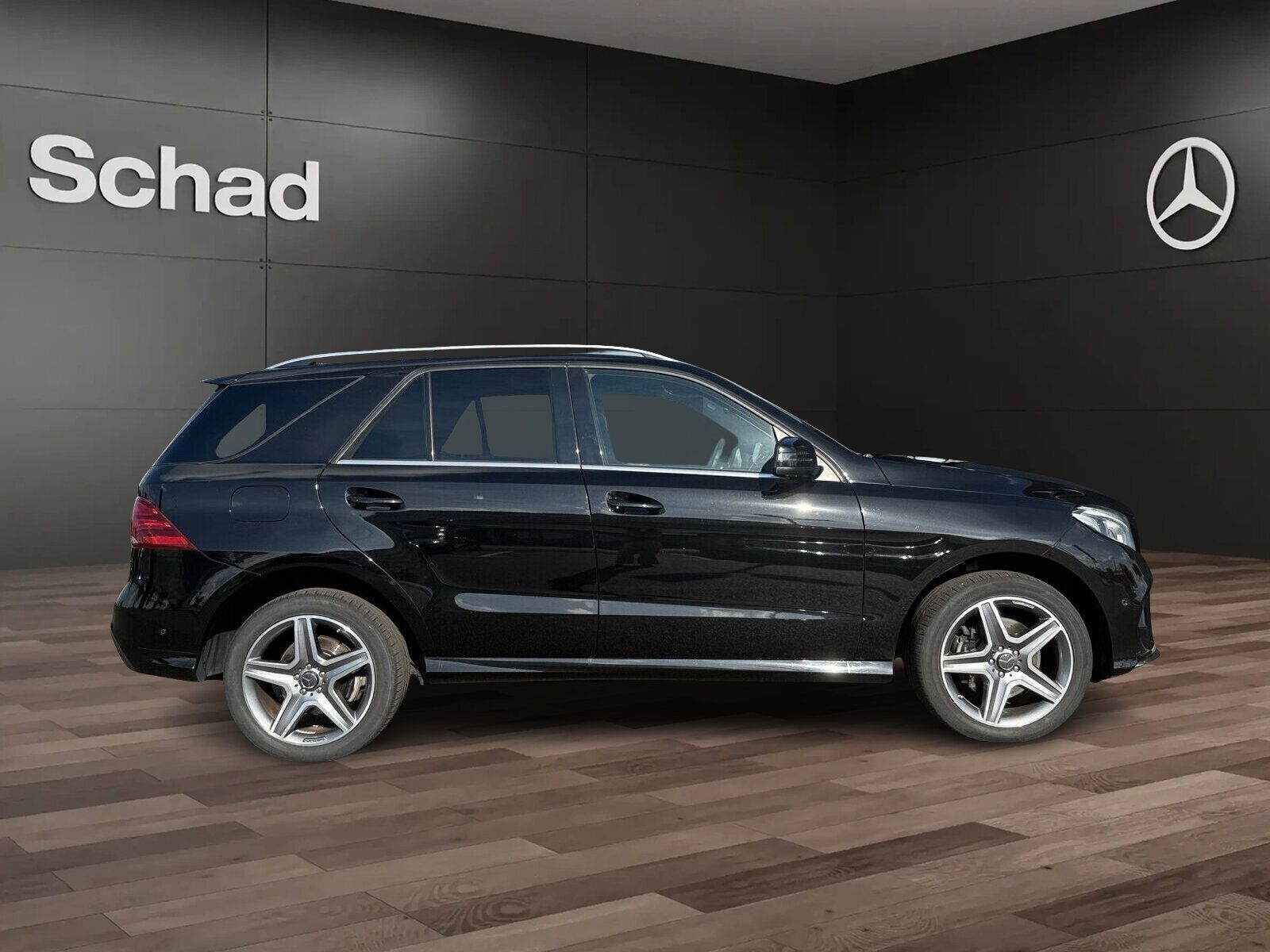 Mercedes-Benz GLE 350 d 4MATIC COMAND PANO-DACH DISTRONIC 20 foto 4