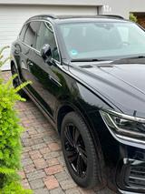 Volkswagen Touareg 3.0 V6 TFSI R-Line, Garantie bis 11/27!