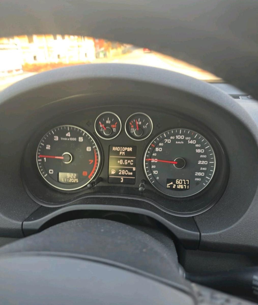 Audi A3 2012 — photo 9