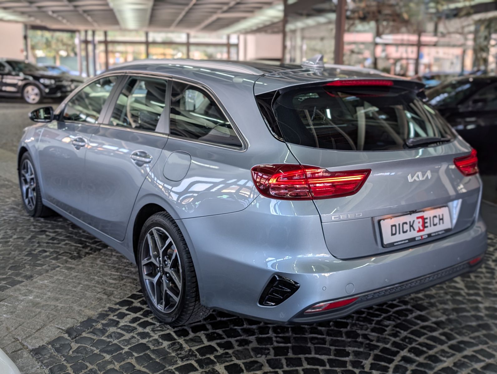 Fahrzeugabbildung Kia cee'd / Ceed 1.5 SW T-GDI Spirit SCC JBL KAM 7J