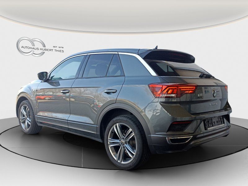 Fahrzeugabbildung Volkswagen T-Roc 1.5 TSI Sport DSG R-Line