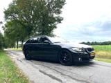 BMW 320i Touring Edition Exclusive Edition Exclusive - BMW 320 aus 2011: Kombi