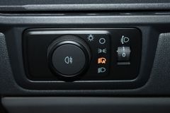 Fahrzeugabbildung Ford E- Transit Custom  L1 TREND 9-Sitze AHK NAVI uvm