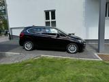 BMW 216 Active Tourer 216d Klimaauto Tempomat - BMW 216 Active Tourer aus 2015