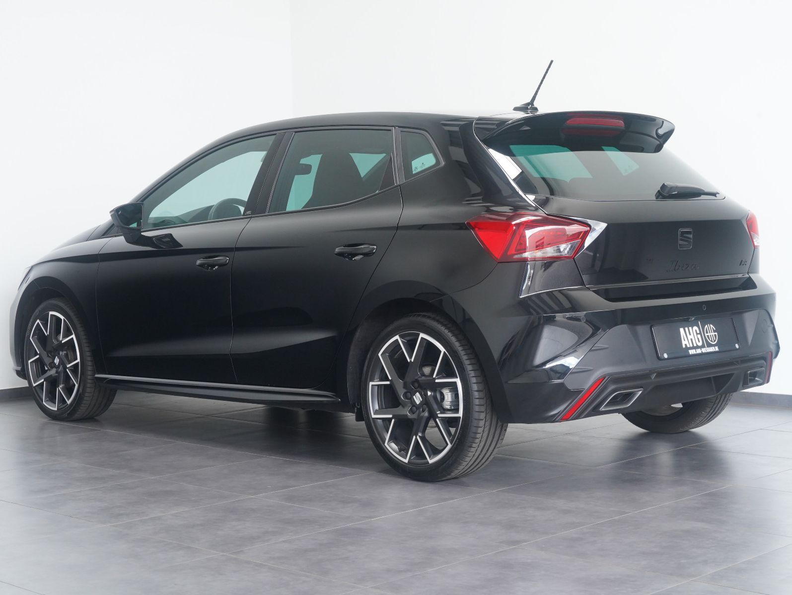 Fahrzeugabbildung SEAT Ibiza 1.5 TSI 110 kW FR Black Edition
