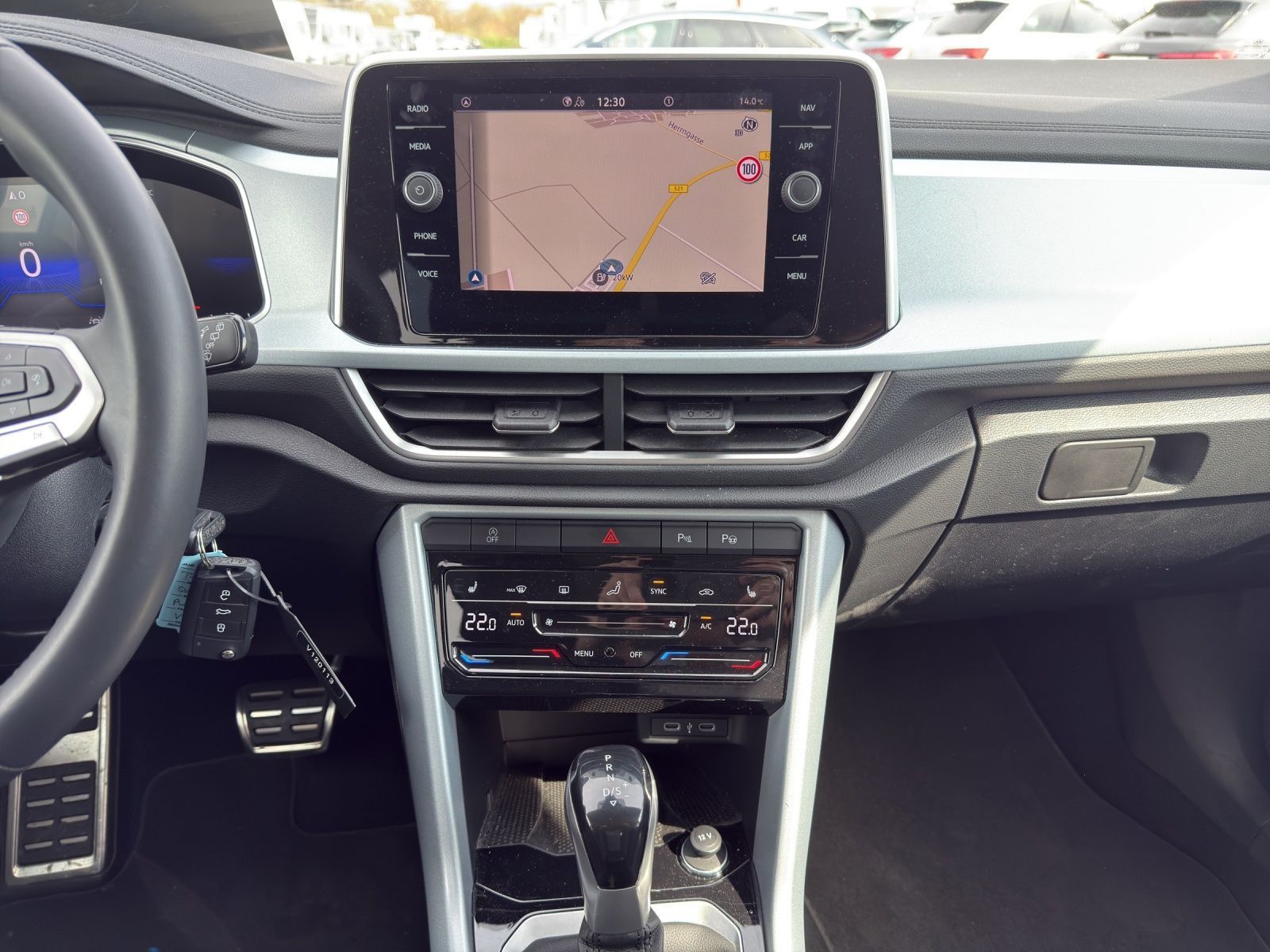 Volkswagen T-Roc - Bild 8