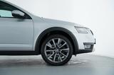Skoda OCTAVIA COMBI SCOUT 2.0TDI DSG 4X4 ANHÄNGERKUPP - Skoda Octavia: Automatik
