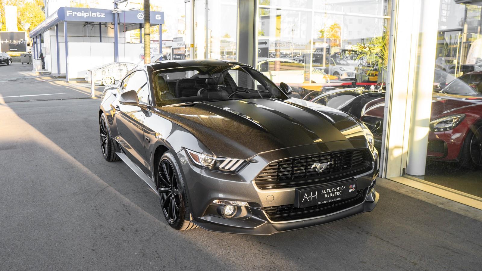 Ford Mustang 5.0 GT FASTBACK*nur 17TKM*KLAPPEN AUSPUF