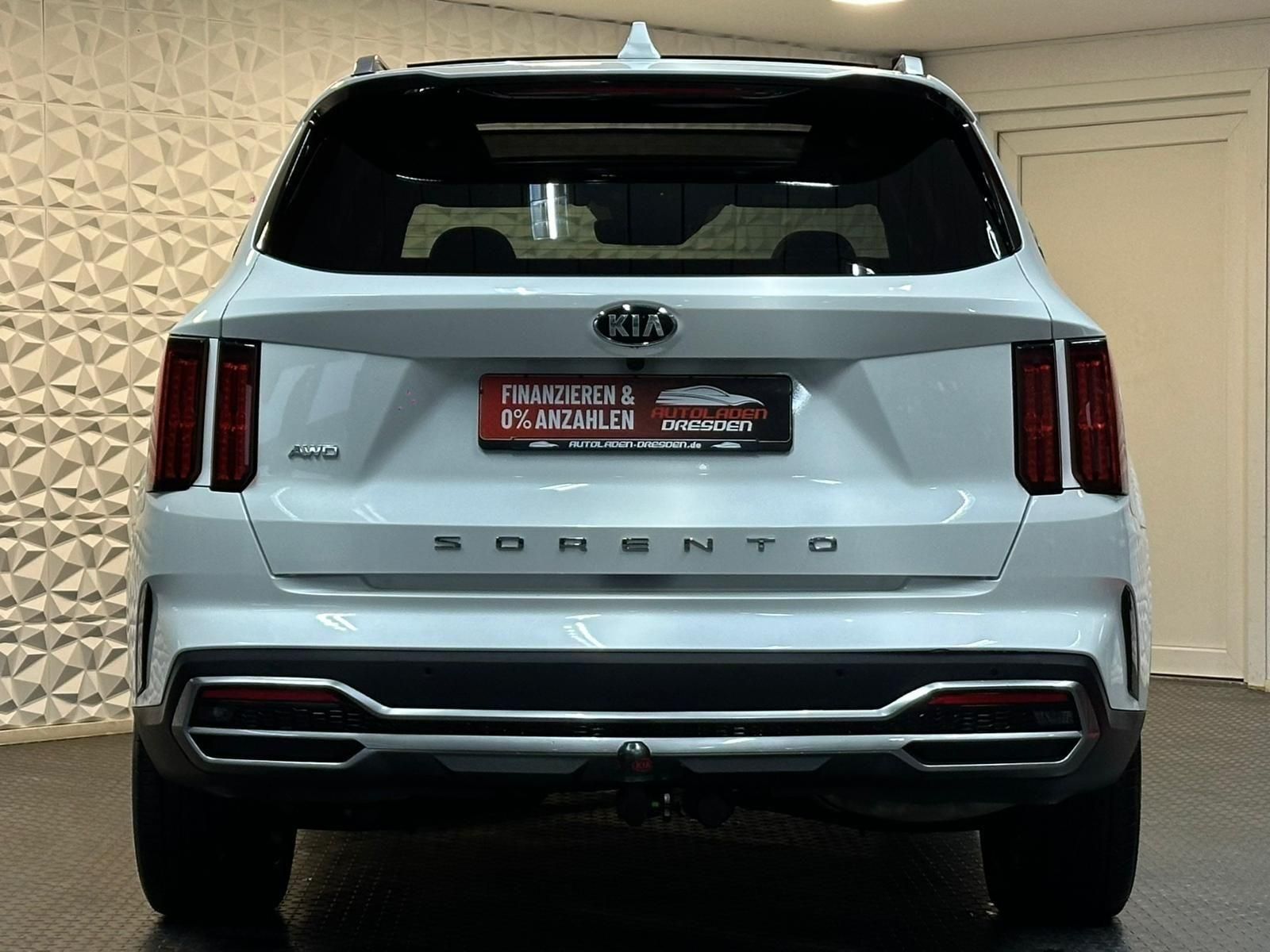 KIA Sorento 2.2CRDi PLATINUM 4WD* LED#4xSHZ#LH#KEYLE - Image 6