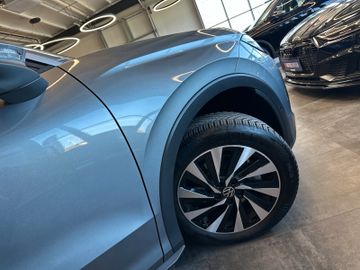 MYAUTOCENTER – Gebraucht- und Jahreswagen mit Werkstattservice in Pfaffenhofen Volkswagen T-Roc Style *1.HAND*19%MWST*ALCANTARA*CARPLAY*