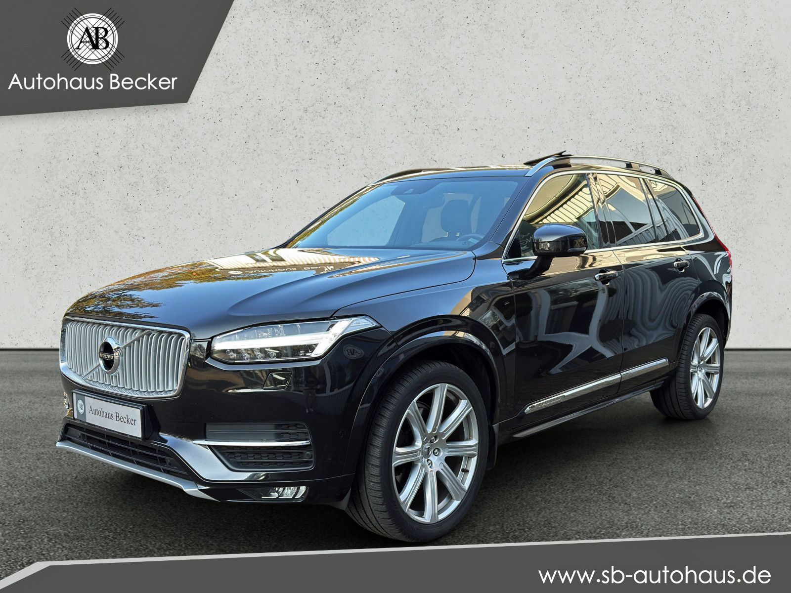 Volvo XC90 - 1