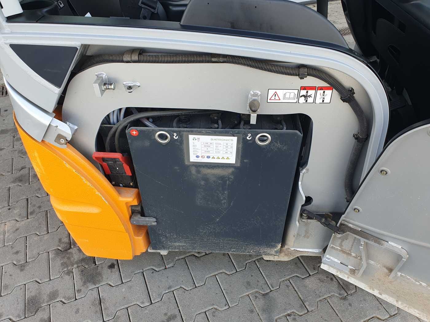 Fahrzeugabbildung Still RX20-14 / 2025 / Triplex: 4.30m! / 751h! / SS