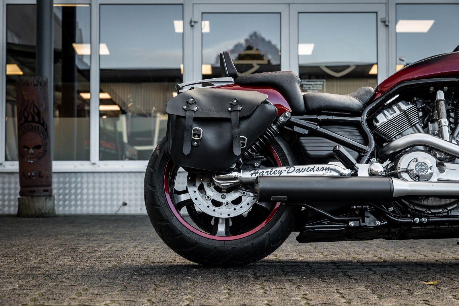 Fahrzeugabbildung Harley-Davidson VRSCF V-ROD MUSCLE - Jekill  - 260er METZELER