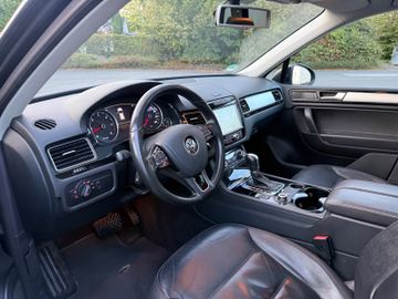 Volkswagen Touareg - 10