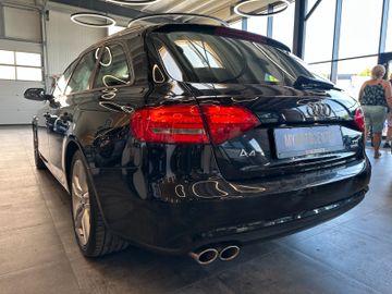 MYAUTOCENTER – Gebraucht- und Jahreswagen mit Werkstattservice in Pfaffenhofen Audi A4 Avant Attraction *BI-XENON*KLIMAAUTOM*ALLRAD*