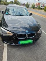 BMW 114i - - BMW 114 in Düsseldorf