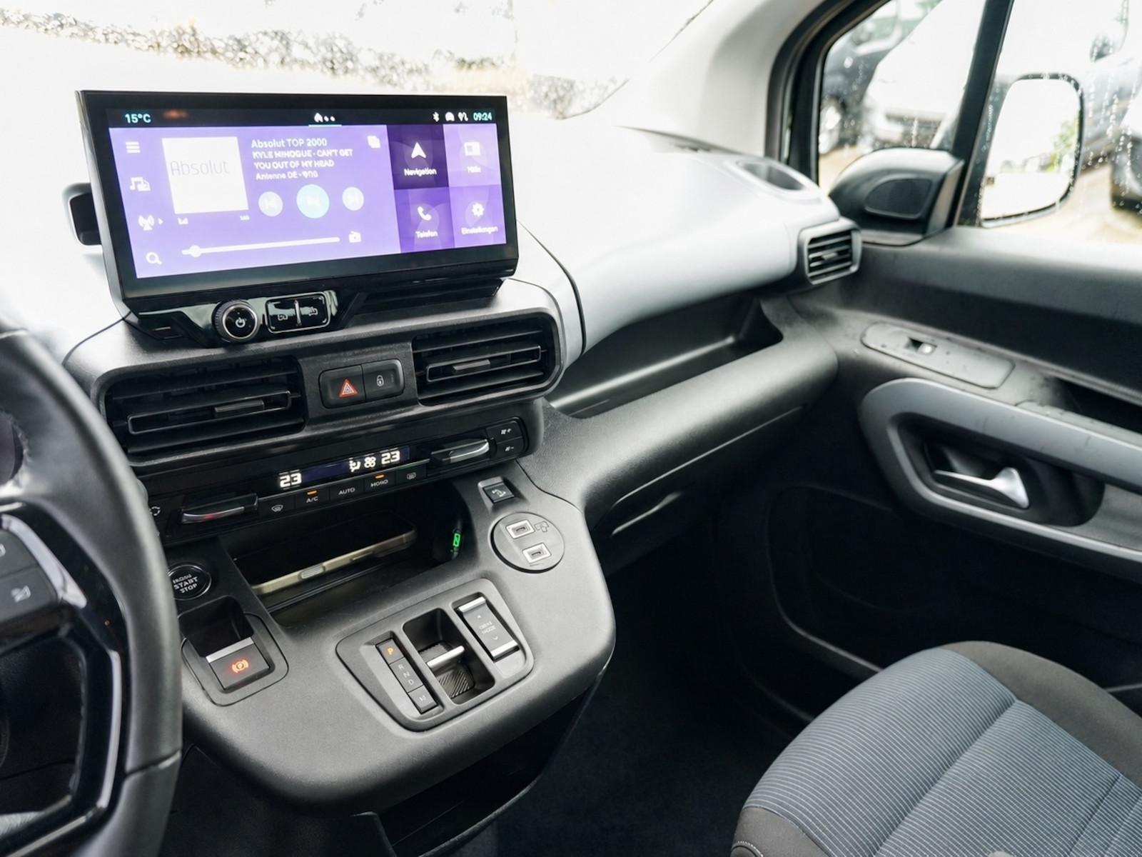 Fiat Doblo Maxi Kombi 130 AT 7-Sitzer + 10-Zoll-Navi