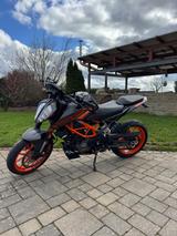 KTM Duke 125