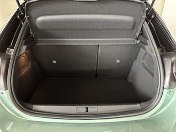 Fotografie 12 des Opel Corsa 1.2 Direct Injection Turbo Hybrid 48 V YES