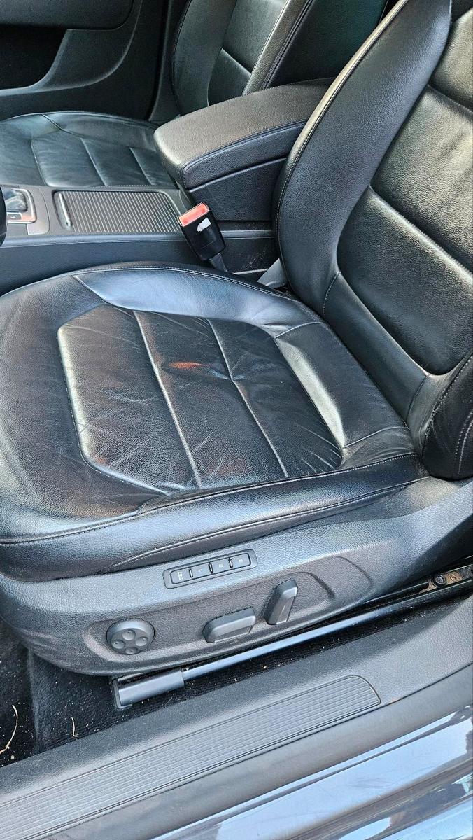 Volkswagen Passat 2012 — photo 13