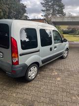 Renault Rollstuhlwagen - gebrauchte Renault Kangoo aus dem Jahr 2004
