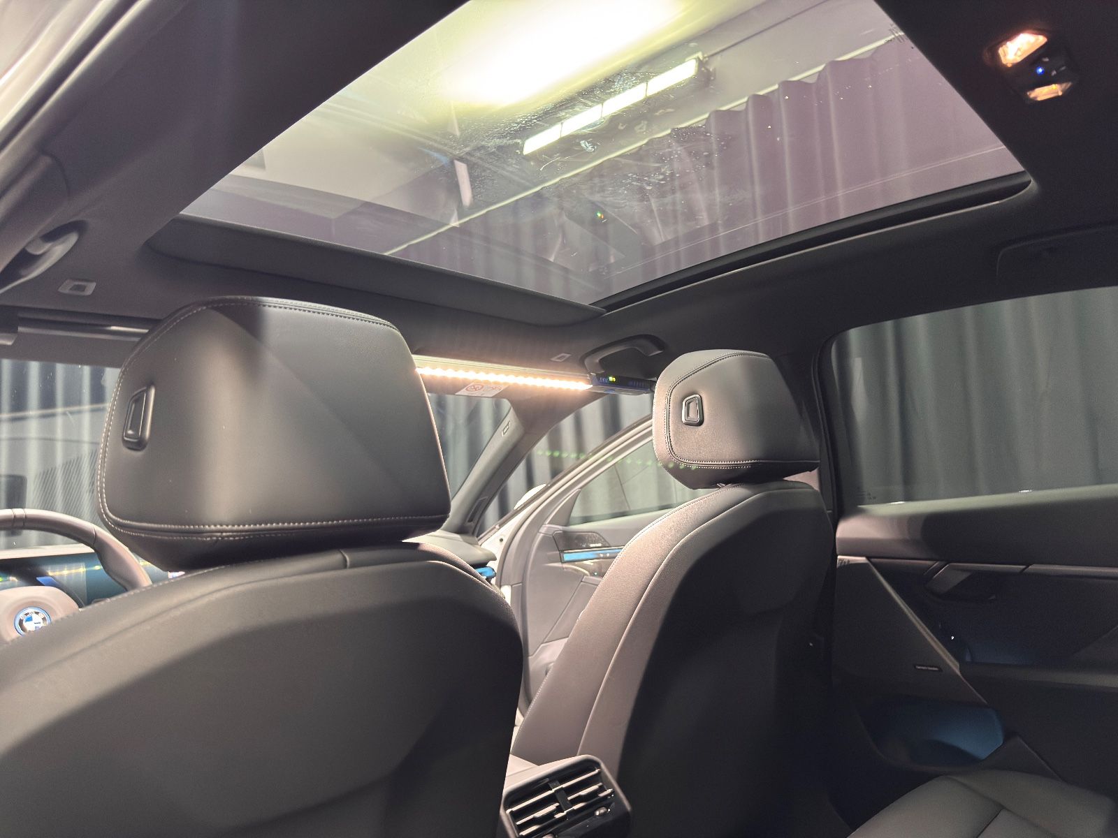 Fahrzeugabbildung BMW 550e Lim. xDrive M SPORT|CARBON|PANO|21 ZOLL|