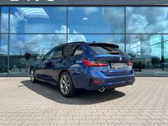 Fahrzeugabbildung BMW 320d SportLine Autom. LED AHK Navi HUD Pano 17"