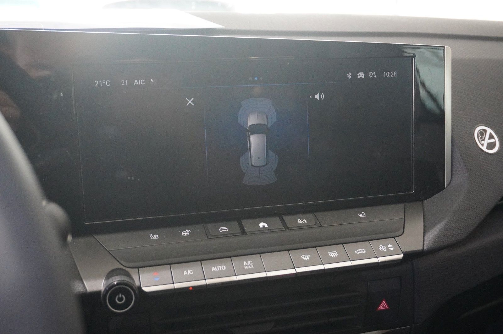 Fahrzeugabbildung Opel Astra L ST 1.2T  LED/NAVI/SHZ/ALU16/KAMERA/ALLWE