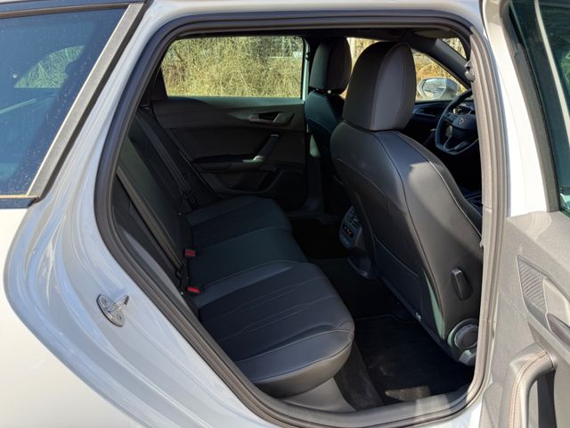 Leon ST 1.5 TSI DSG*Navi/Matrix/AHK/Kamera