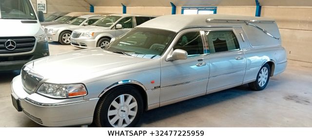 Lincoln LEICHENWAGEN FACE LIFT