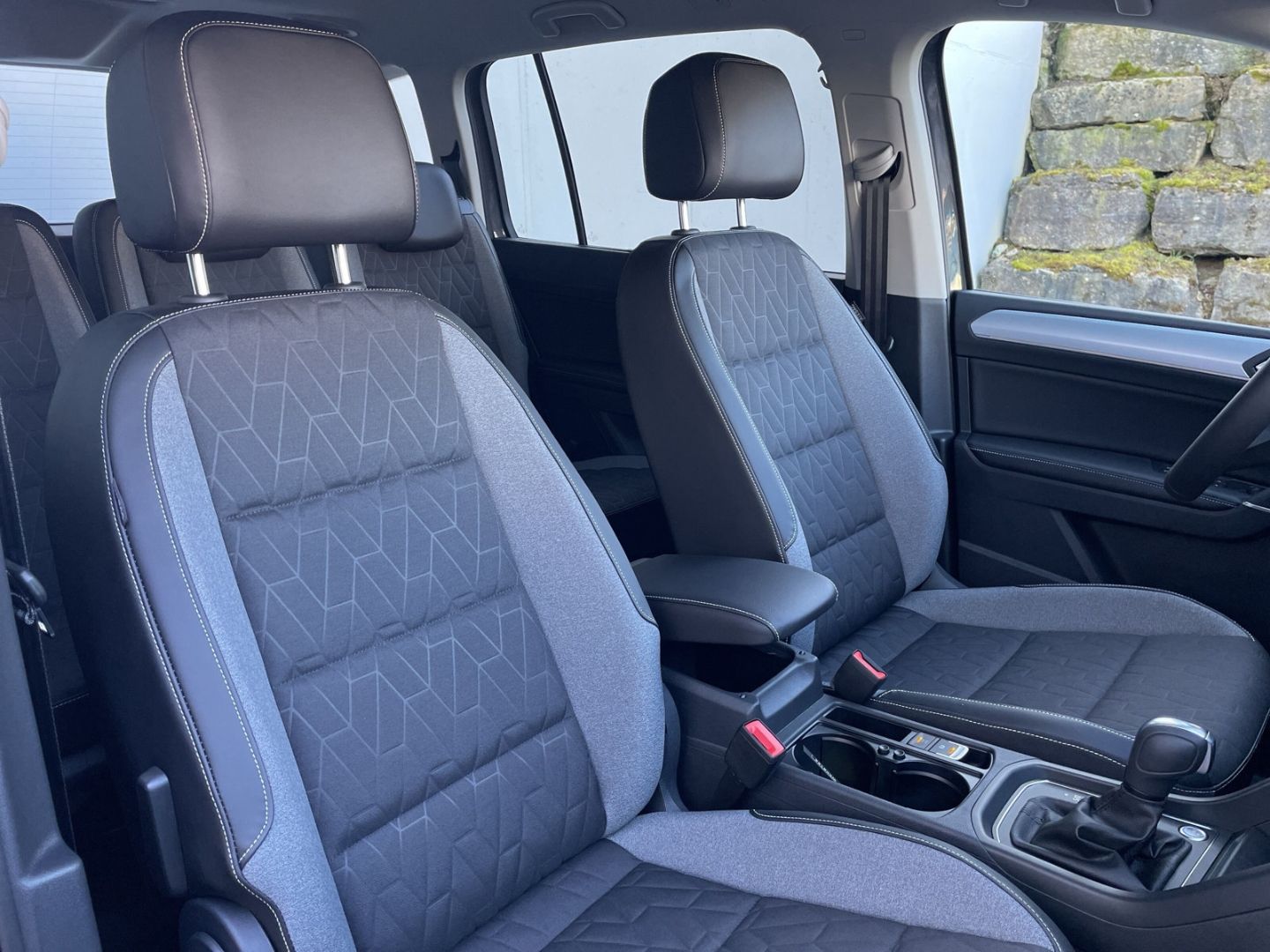 Touran R-Line 1.5TSI DSG AHK/Navi/LED/Kamera/ACC