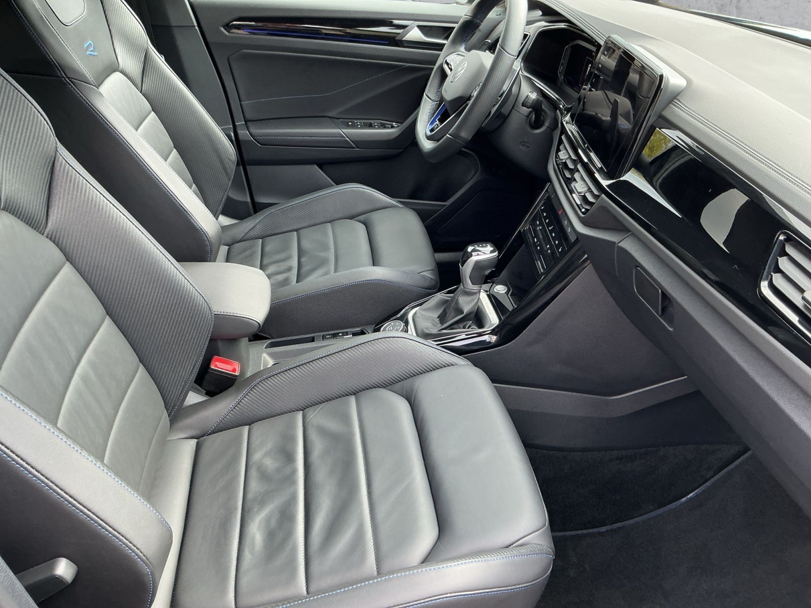 Volkswagen T-Roc - Bild 13
