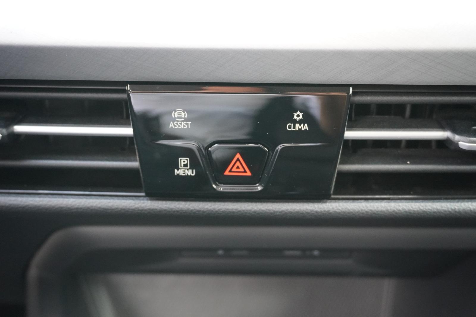 Volkswagen Golf VIII Variant 2.0 TDI R-Line LED Navi AHK, миниатюра 22