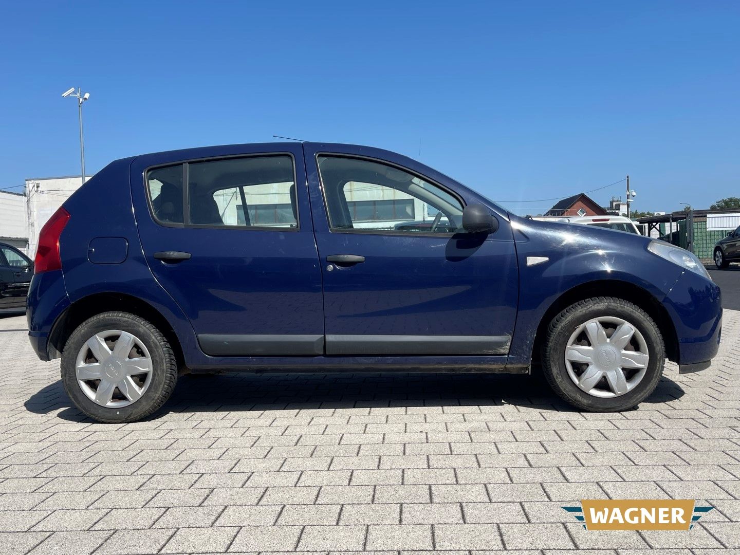 Fahrzeugabbildung Dacia Sandero Ambiance 1.4 MPI wenig Kilometer