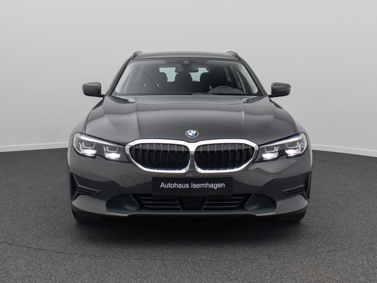 Fahrzeugabbildung BMW 320d Stop&Go Alarm DAB DriveAss AHK FernlichtAss
