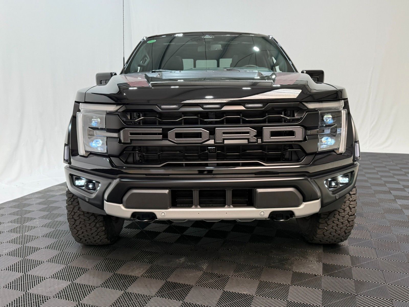 Fahrzeugabbildung Ford F-150 RAPTOR  EcoBoost®  3.5L V6 *MY26*