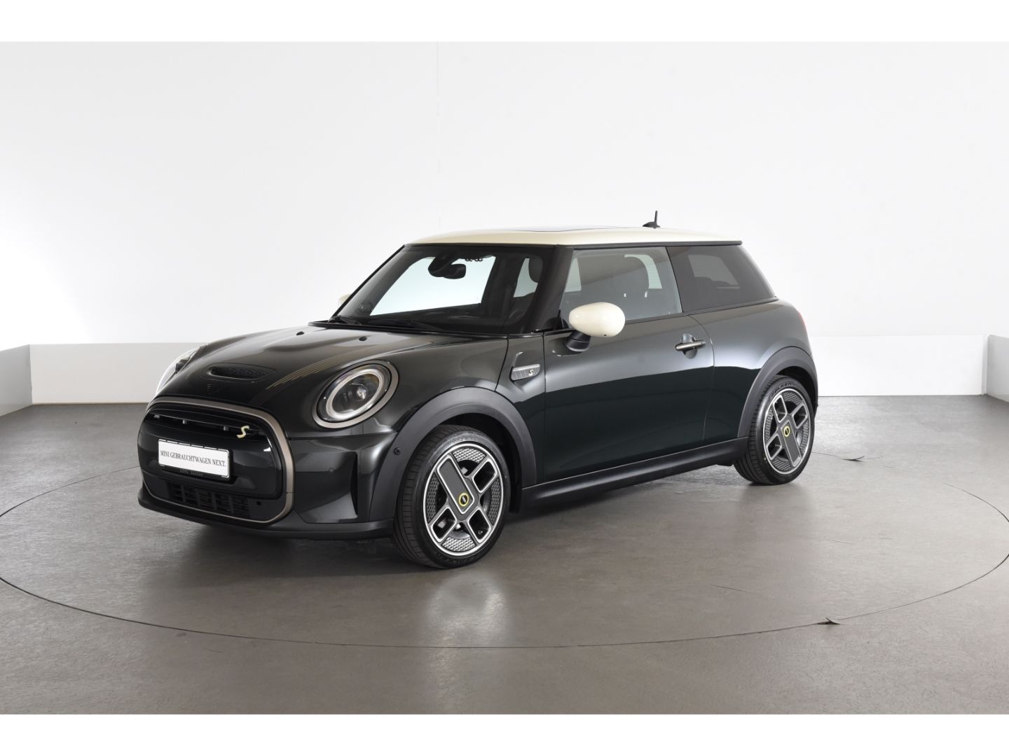 MINI Cooper SE Resolute Edition Panoramadach Rückfahr imagem 2