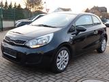 Kia Rio 1.2 Attract - Kia Rio: Attract