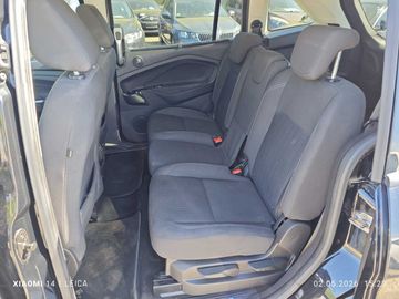 Ford C-Max - 9