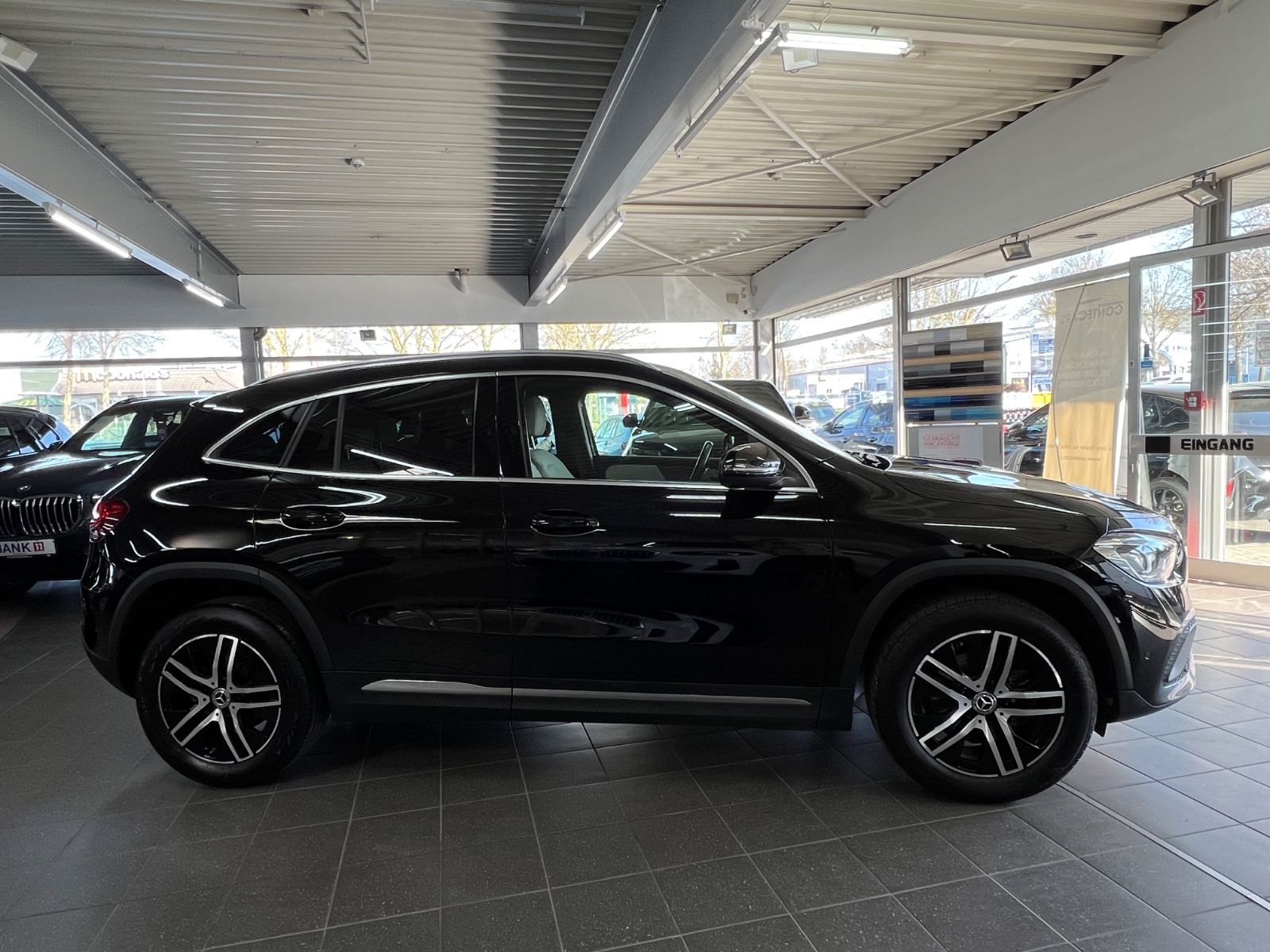 Mercedes-Benz GLA 180d Progressive Business+High End+Park Pak. foto 12