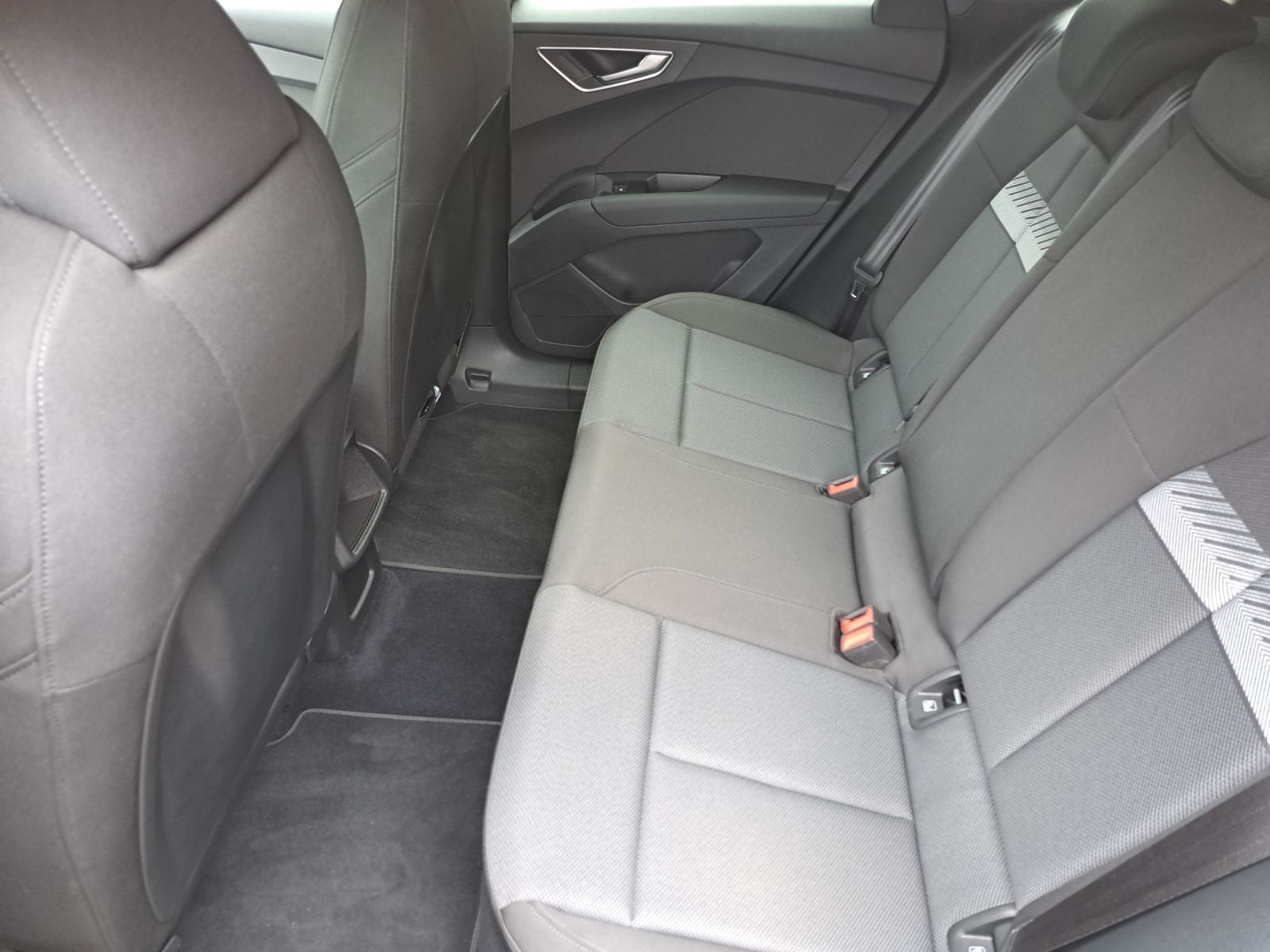 Audi Q4 e-tron - Bild 14