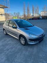 Peugeot 206 mit TÜV/Automatik/wenig km - Peugeot aus 1999