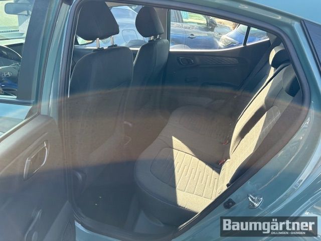 Fahrzeugabbildung Hyundai i10 Select 1.0 MPi 67 5-Gang Tempomat/Klima