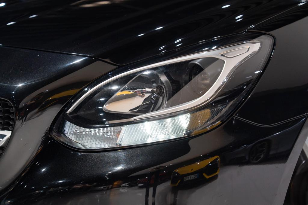 Mercedes-Benz SLC 300