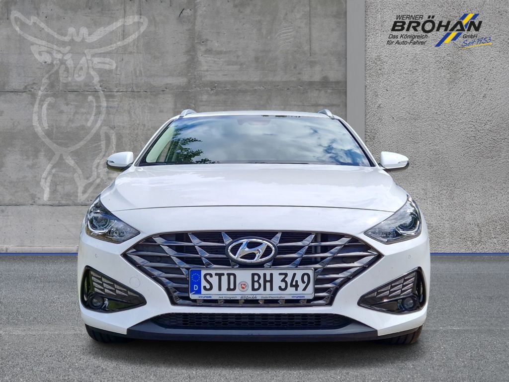 Fahrzeugabbildung Hyundai i30 Kombi 1.0 T-GDI 48V-Hybrid Trend + Navi