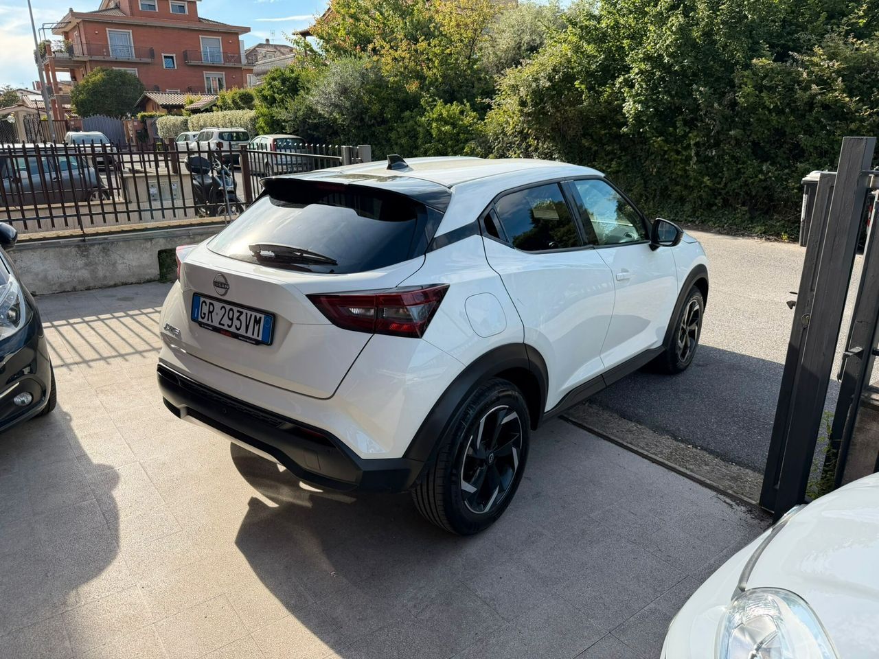 Nissan Juke 1.0 DIG-T 114 CV Acenta imagem 3
