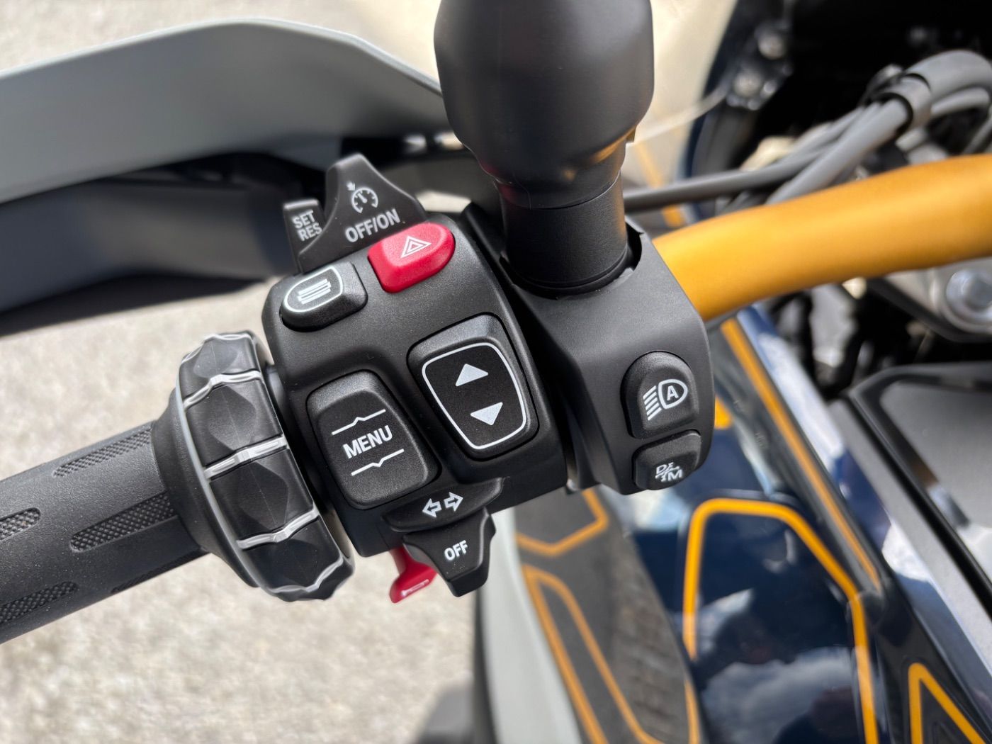 Fahrzeugabbildung BMW R 1300 GS Option 719 ASA