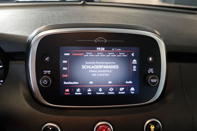 Fahrzeugabbildung Fiat 500X Cross|1HAND|PANO|KAMERA|ACC|19ZOLL|