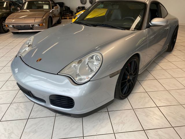 Porsche 911 Carrera 4 S Coupe